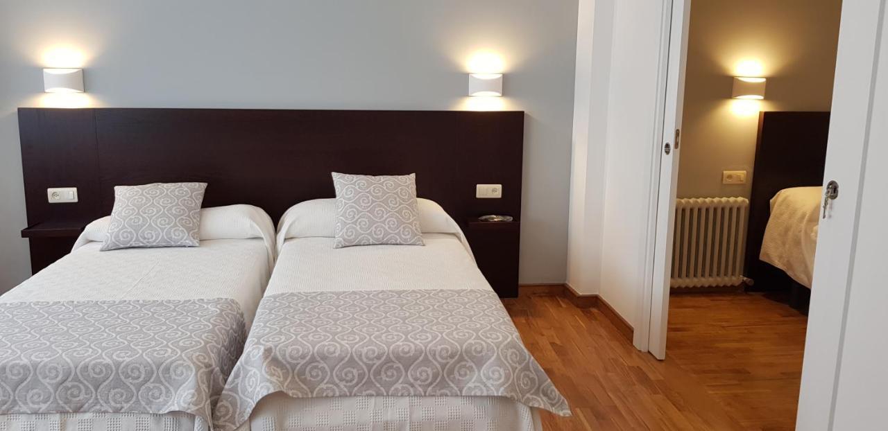 Pension Elisardo Noia Exteriér fotografie