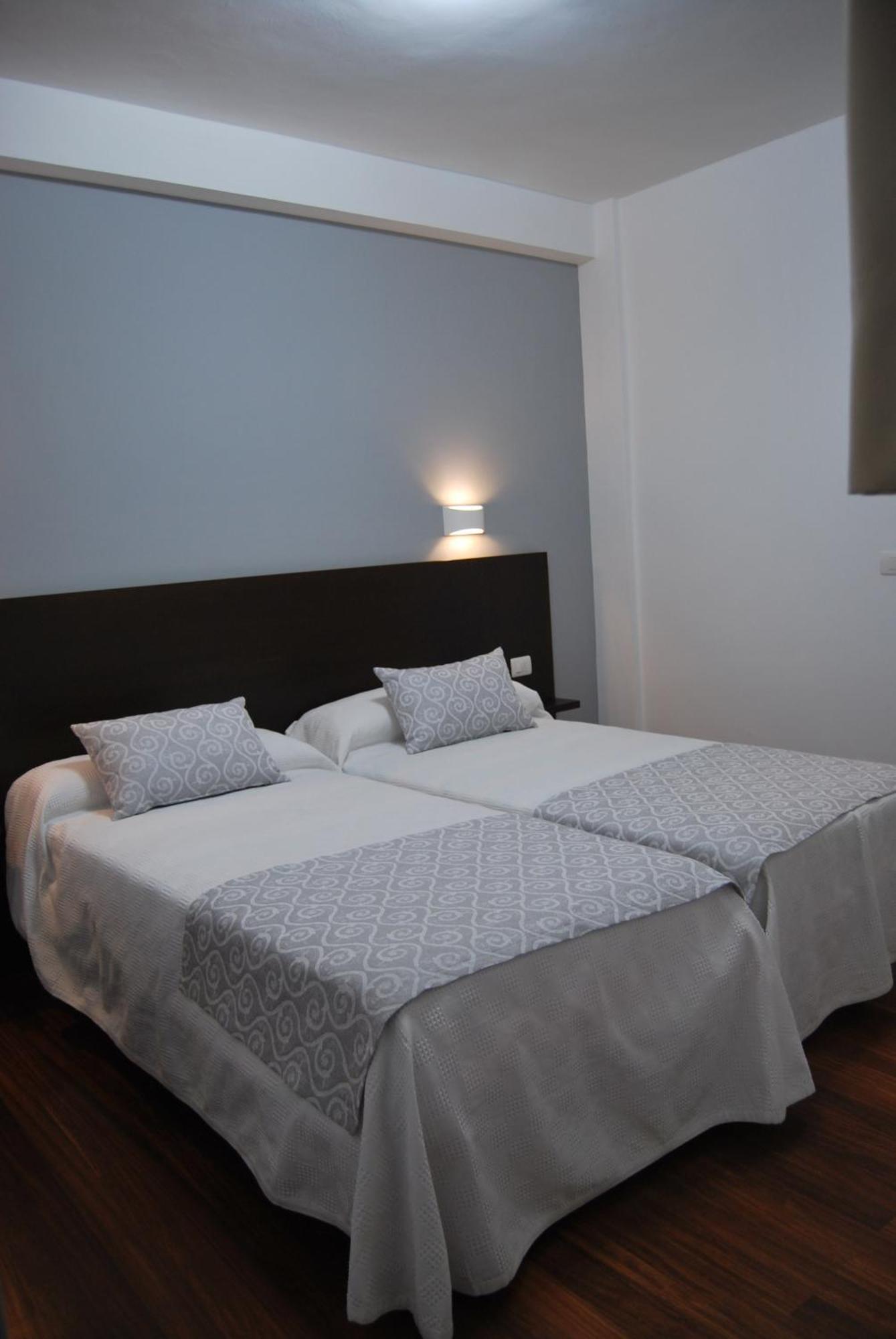 Pension Elisardo Noia Exteriér fotografie