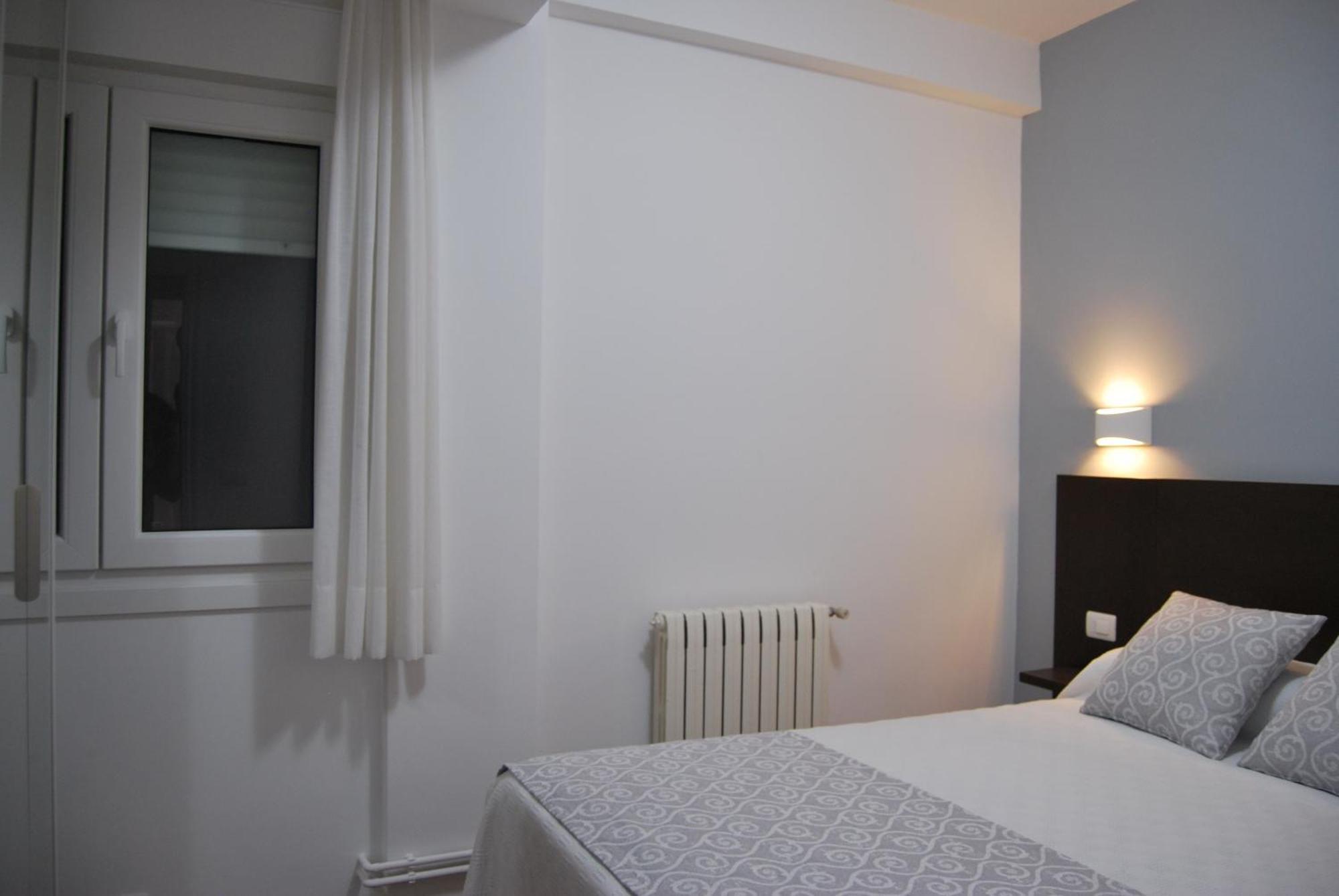 Pension Elisardo Noia Exteriér fotografie